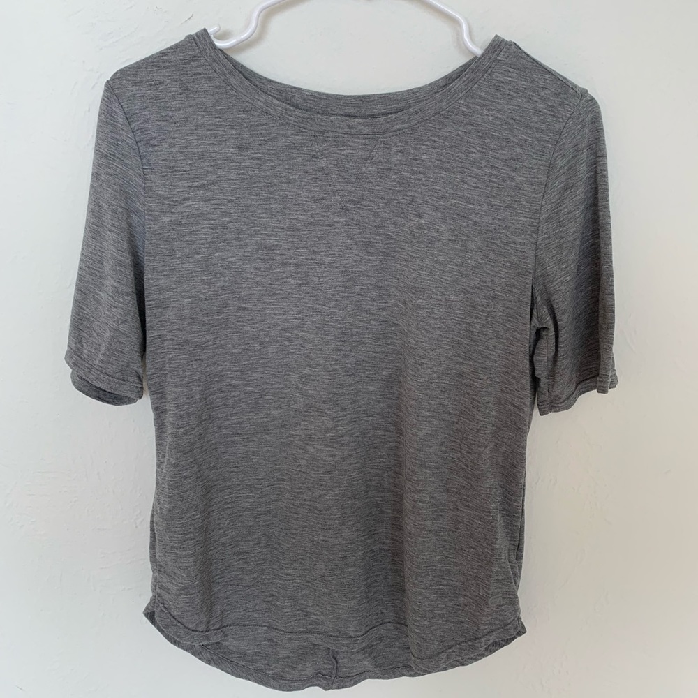 Gap fit “breathe” grey workout top